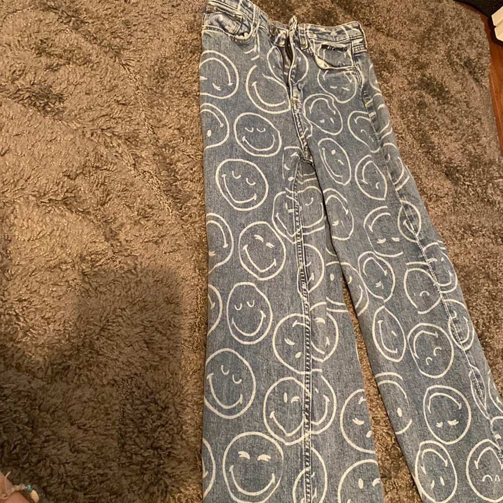 Smiley jeans